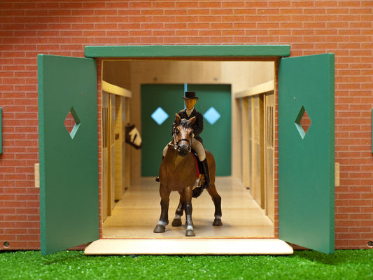 HORSE STABLE 1:24